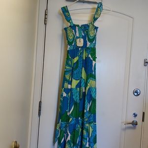 Tori Richard sea shell dress size M Never worn